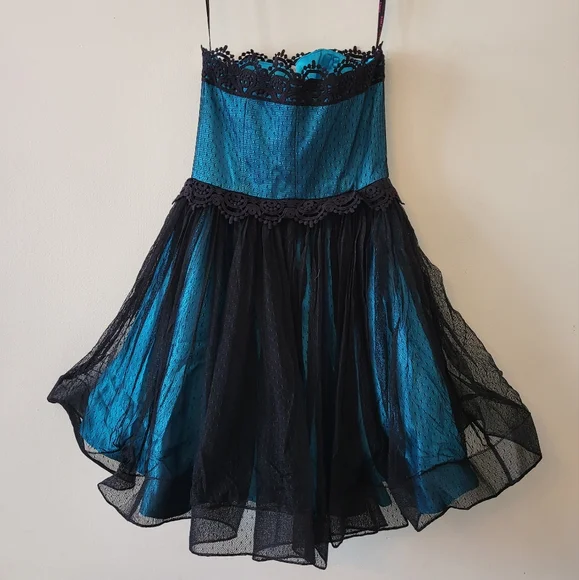 Betsy Johnson tulle party dress - Picture 5 of 10
